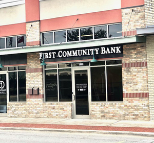 First Community Bank Opens Conway Location