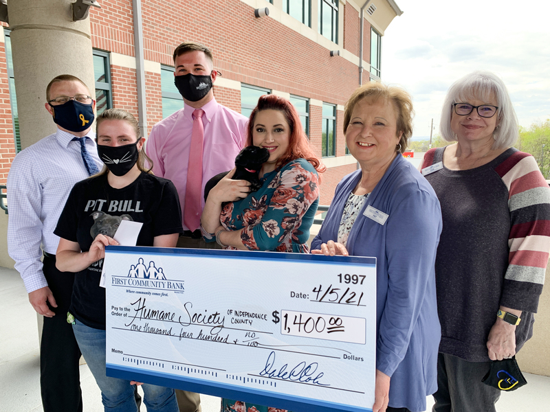 FIRST COMMUNITY BANK RAISES FUNDS FOR HUMANE SOCIETY OF INDEPENDENCE COUNTY